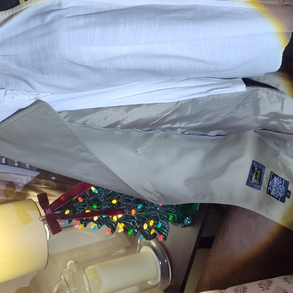 Foreman and Clark trench coat gorgeous condition size 40 short - Picture 5 of 5